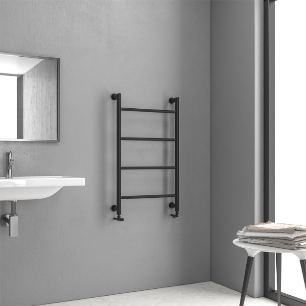 Εικόνα της Θερμαντικό σώμα μπάνιου Black Matt DESIGN 6 900 KARAG 9,3x56x90cm